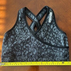 Gymshark Charcoal Leopard Sports Bra Medium